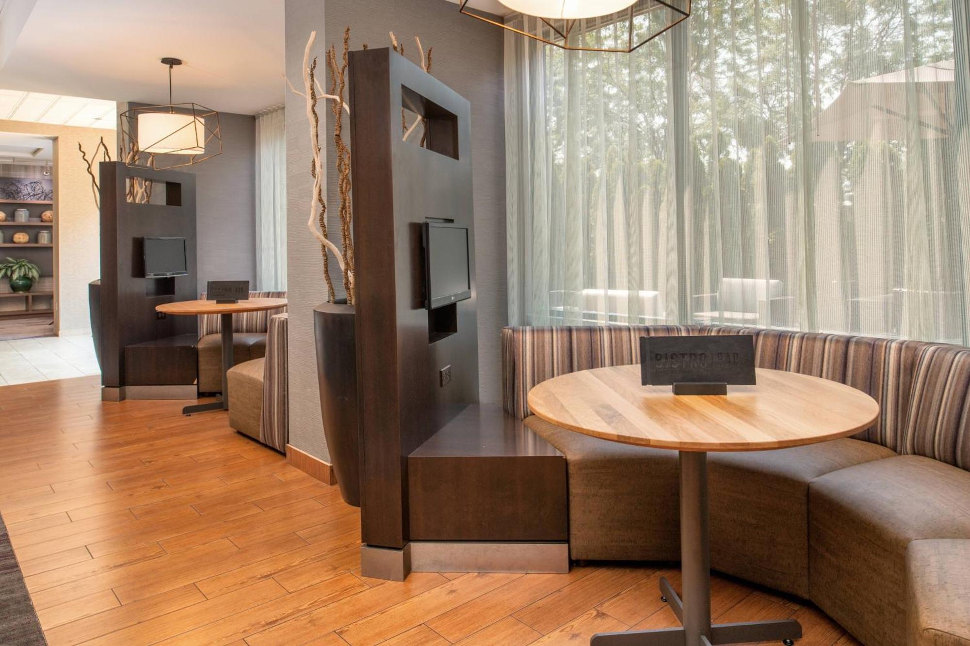 מלון Courtyard By Marriott Portland Airport מראה חיצוני תמונה