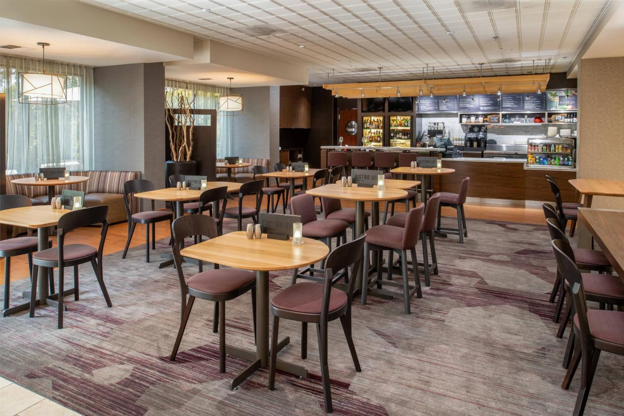 מלון Courtyard By Marriott Portland Airport מראה חיצוני תמונה