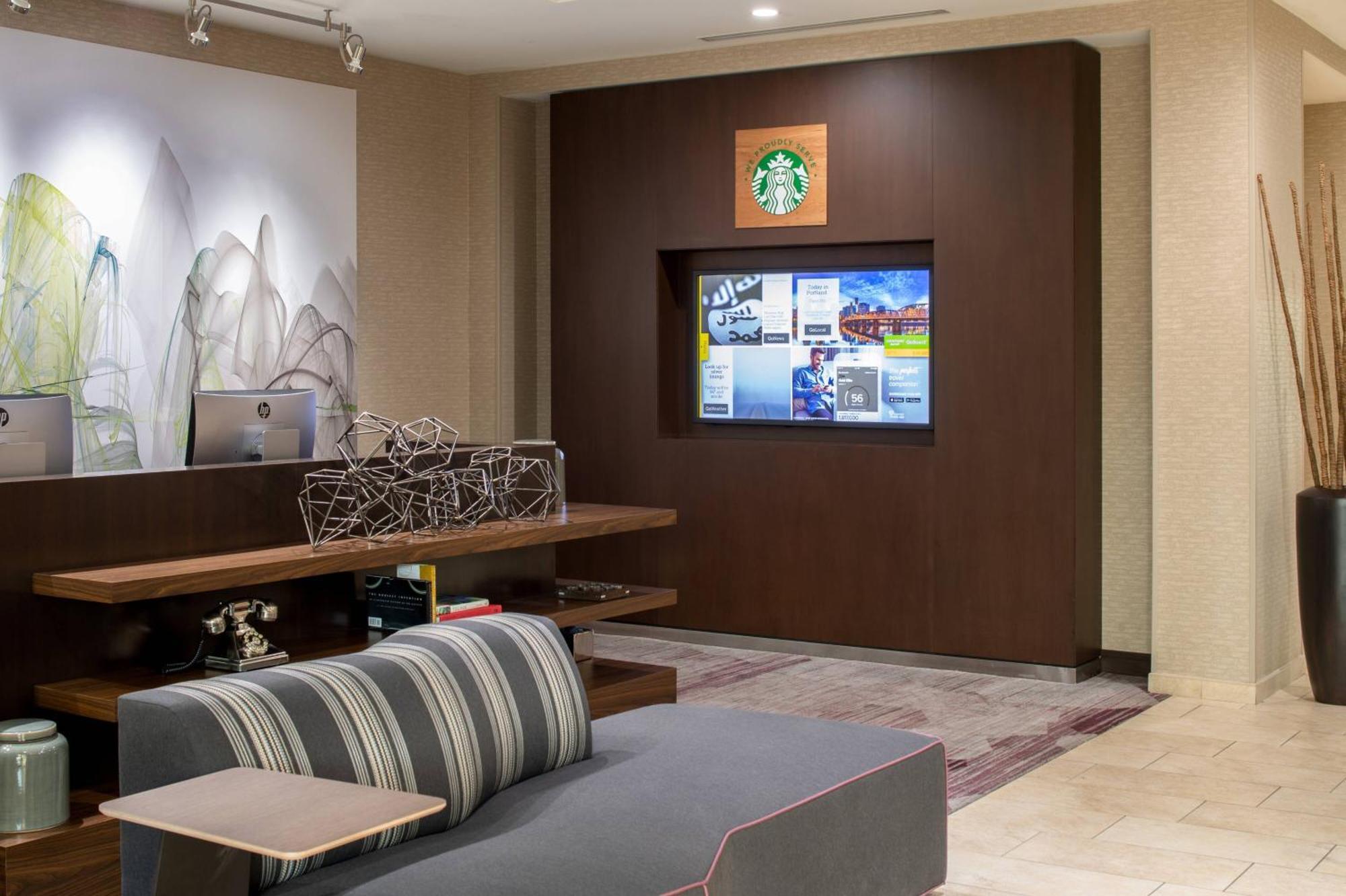 מלון Courtyard By Marriott Portland Airport מראה חיצוני תמונה